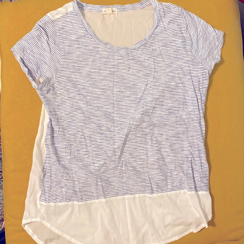 Striped blue and white top. Maison Jules. Size medium.